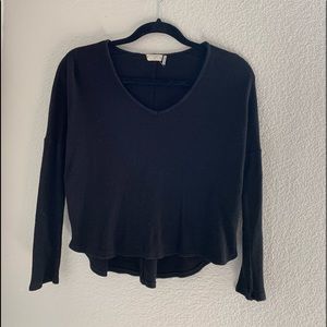 Black thin sweater